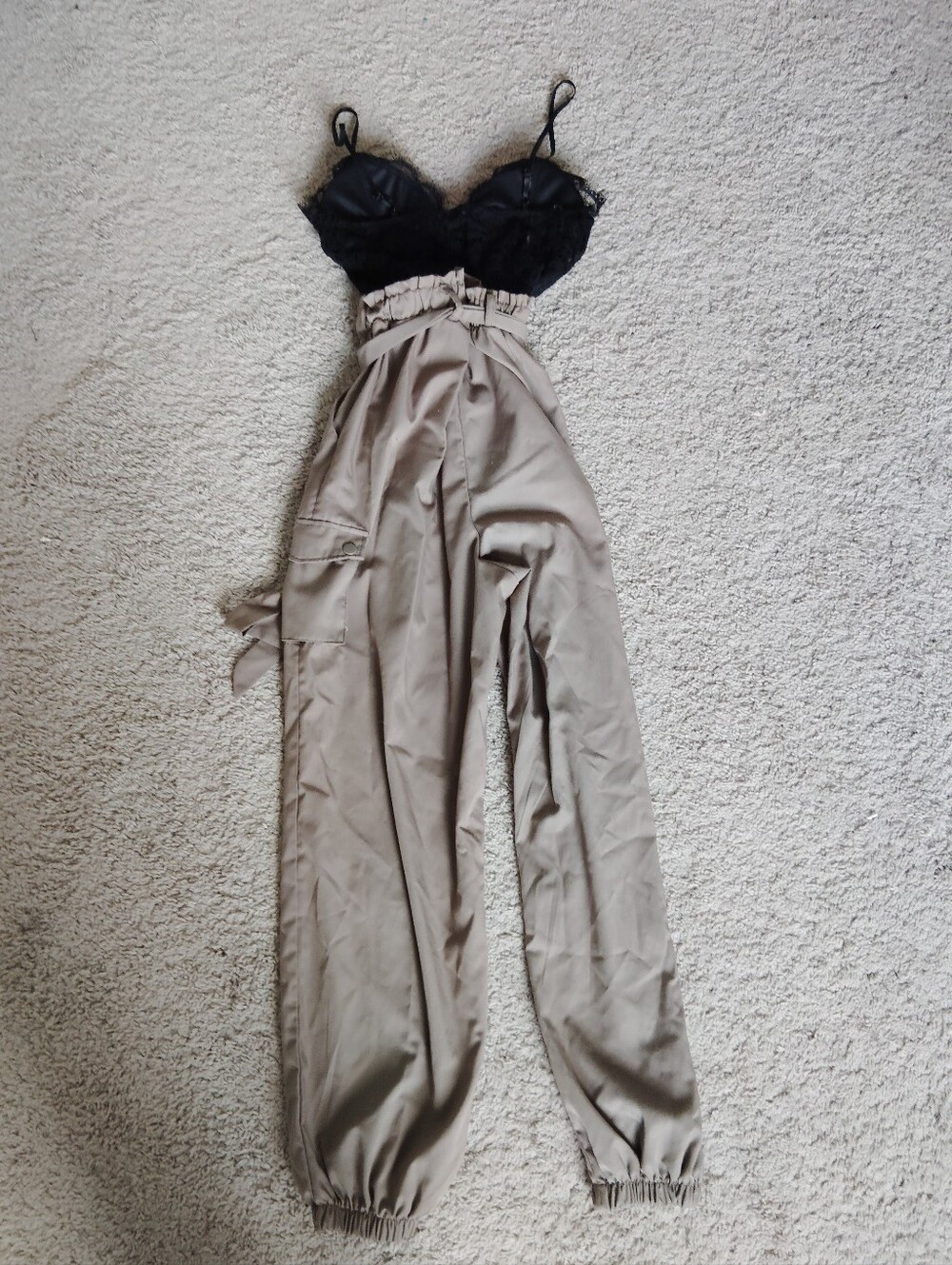 Justify Lace Jumpsuit - Picture 3 of 4